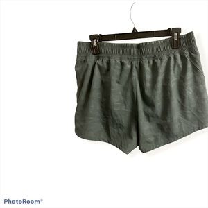 Gap running shorts